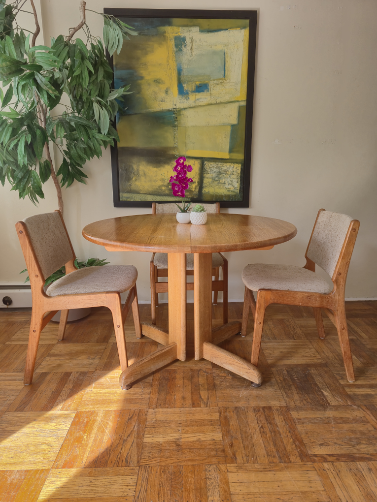 Solid Oak Dining Table – Mid-Century Style - photo 2