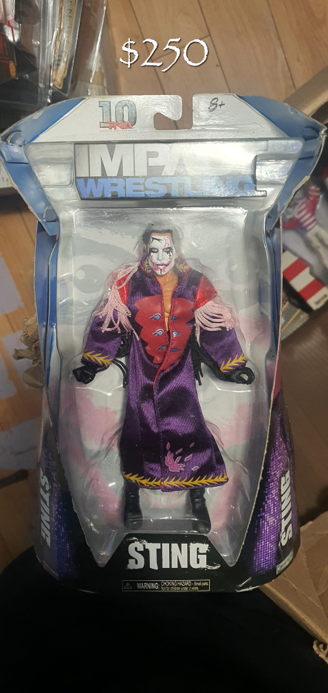 Sting and Ultimate Warrior Figure Lot - photo 2