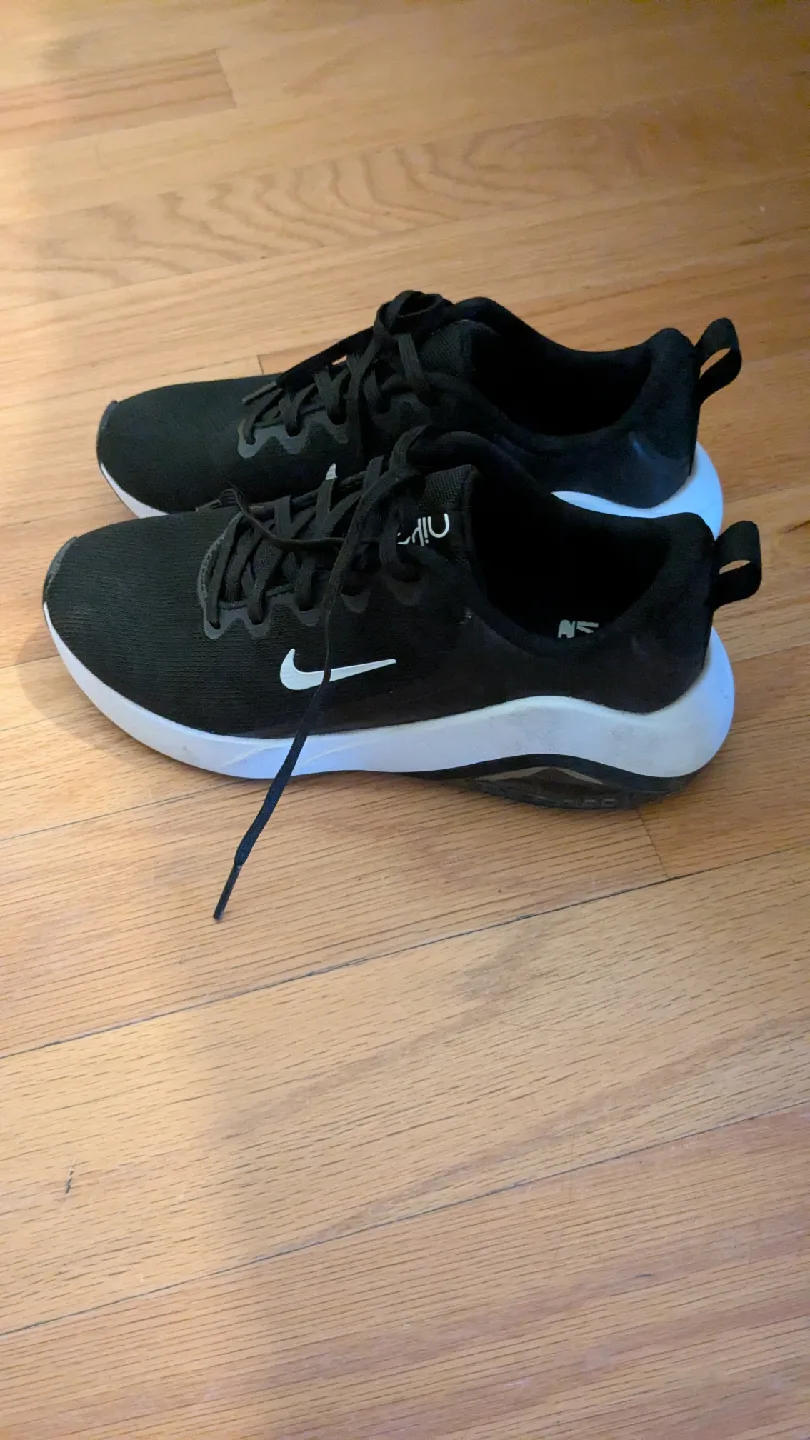 Nike Air Zoom Running Shoes - US 7 image indicator(2)