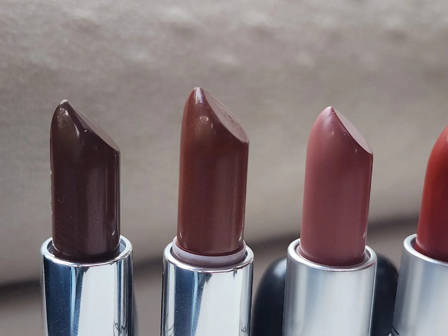 MAC Lipstick Bundle - Assorted Shades image indicator(5)