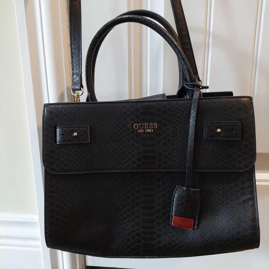 Guess bag