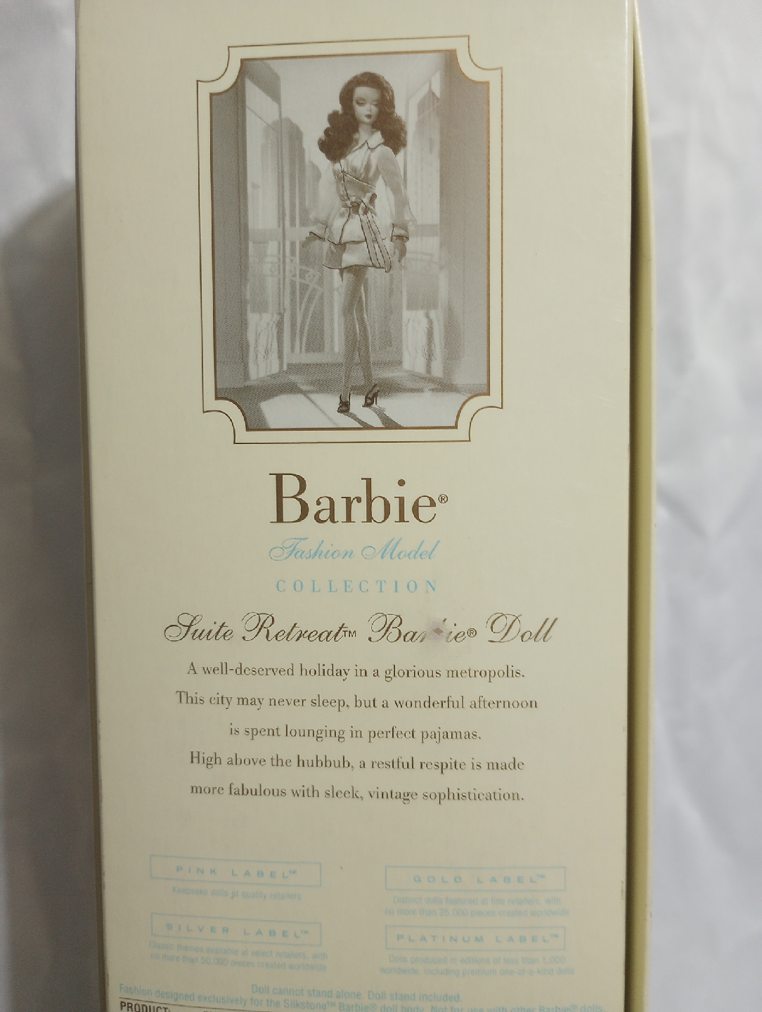 Barbie Fashion Model Collection Suite Retreat Doll - photo 5