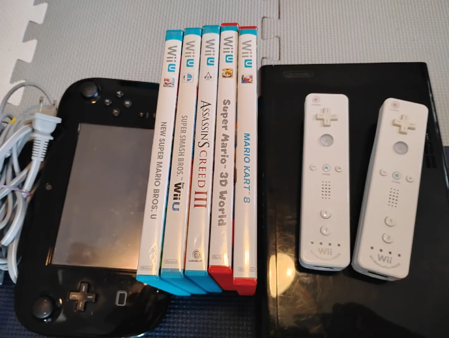 Nintendo Wii U Console Bundle image indicator(3)