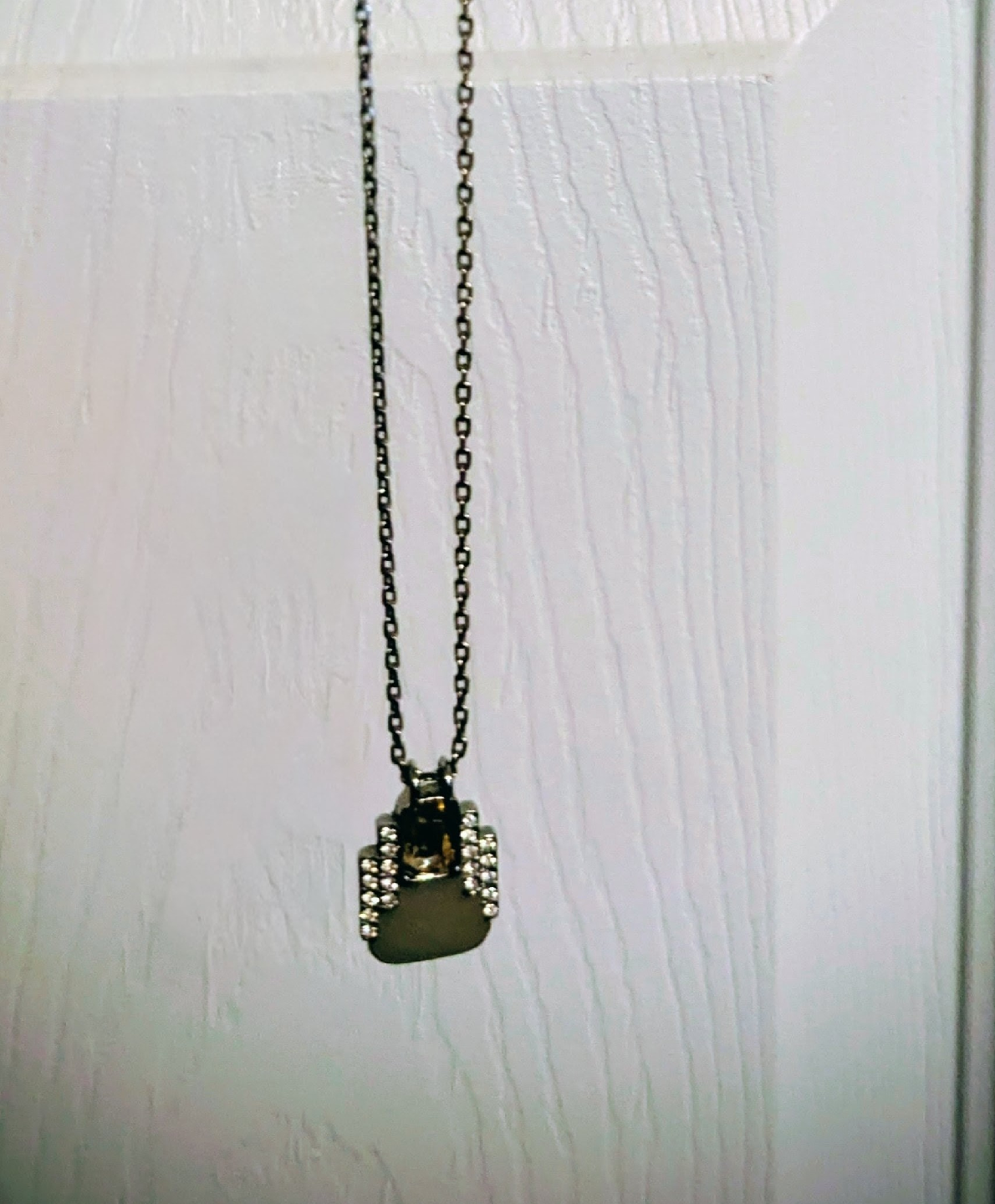 Pendant Necklace with Rhinestones