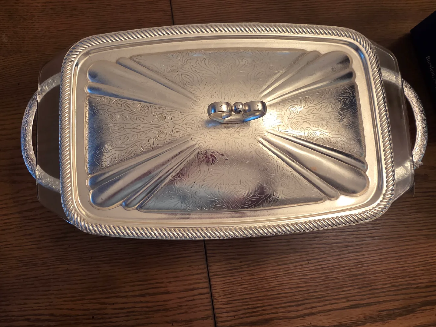 Queen Anne Silver Plated Table Server image indicator(2)