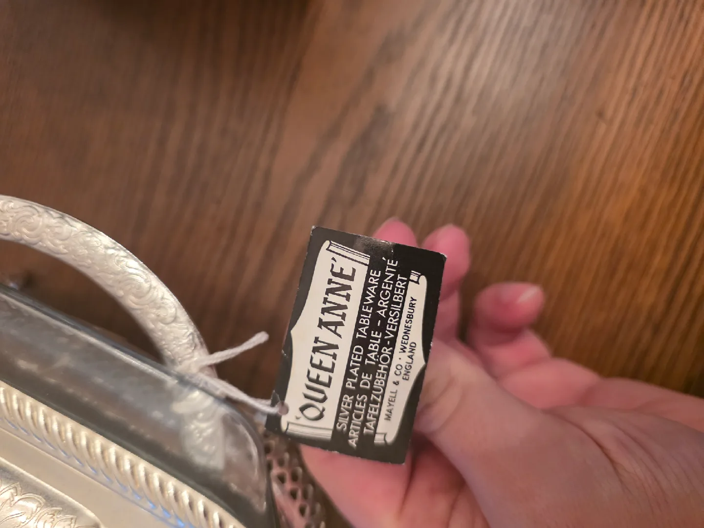 Queen Anne Silver Plated Table Server image indicator(4)