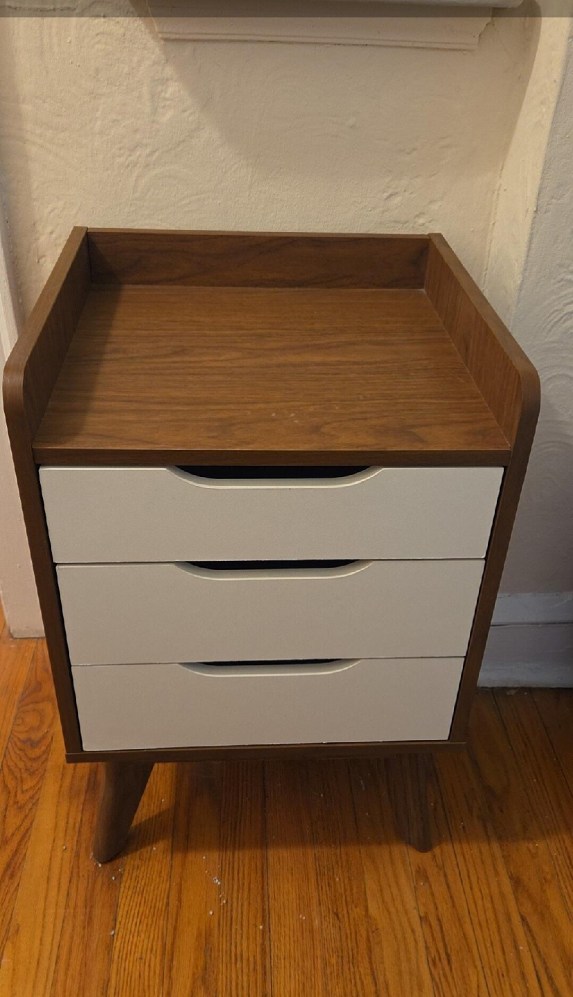 Wood Nightstand with 3 Drawers