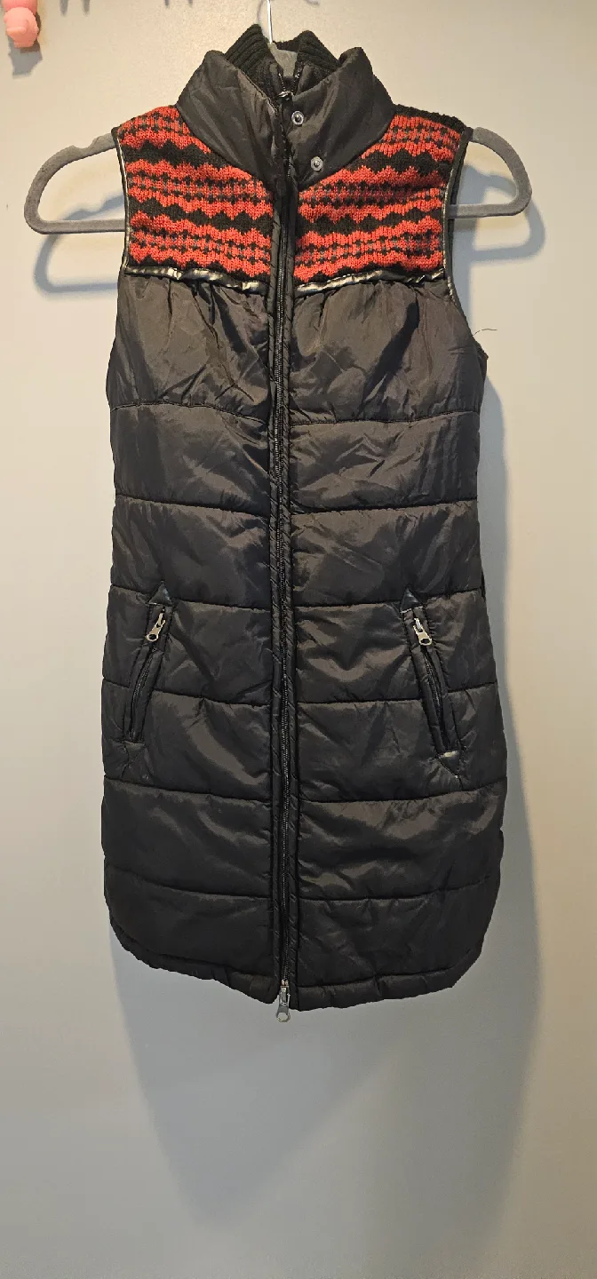 Forever Vest - Size Small image indicator(4)