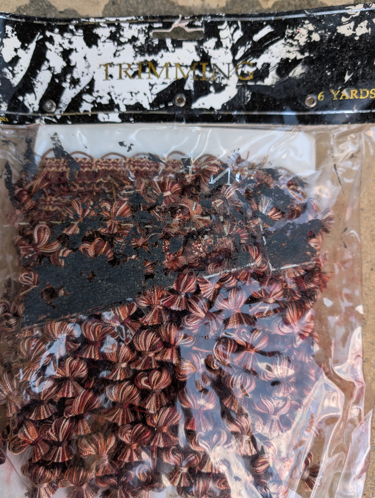 Rodeo Home Trimming 6 Yards - New in Package - photo 2