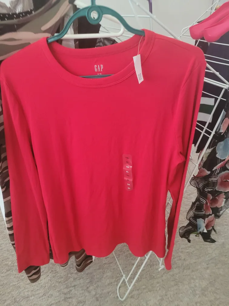 GAP Red Long Sleeve Shirt - XL thumbnail