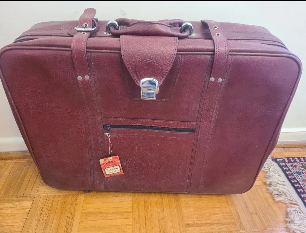 Vintage Burgundy Faux Leather Suitcase🥕 thumbnail