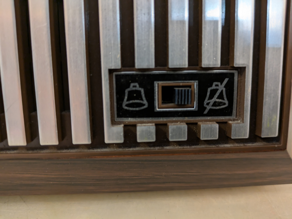 Bulova Wall Clock 1970s - photo 3