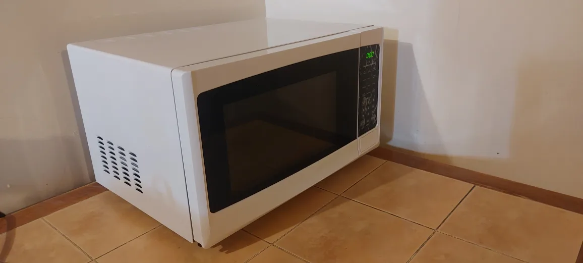 🥕Hamilton Beach Microwave - White image indicator(2)