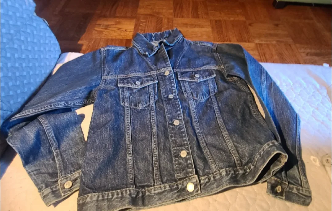 Womens GAP Denim Jacket - Size L thumbnail