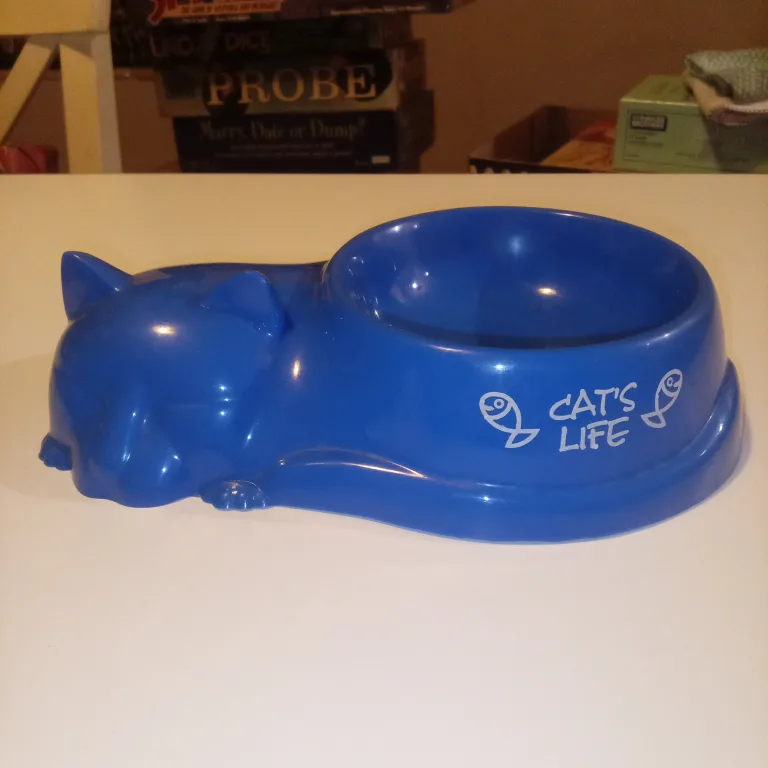 Cat dish thumbnail