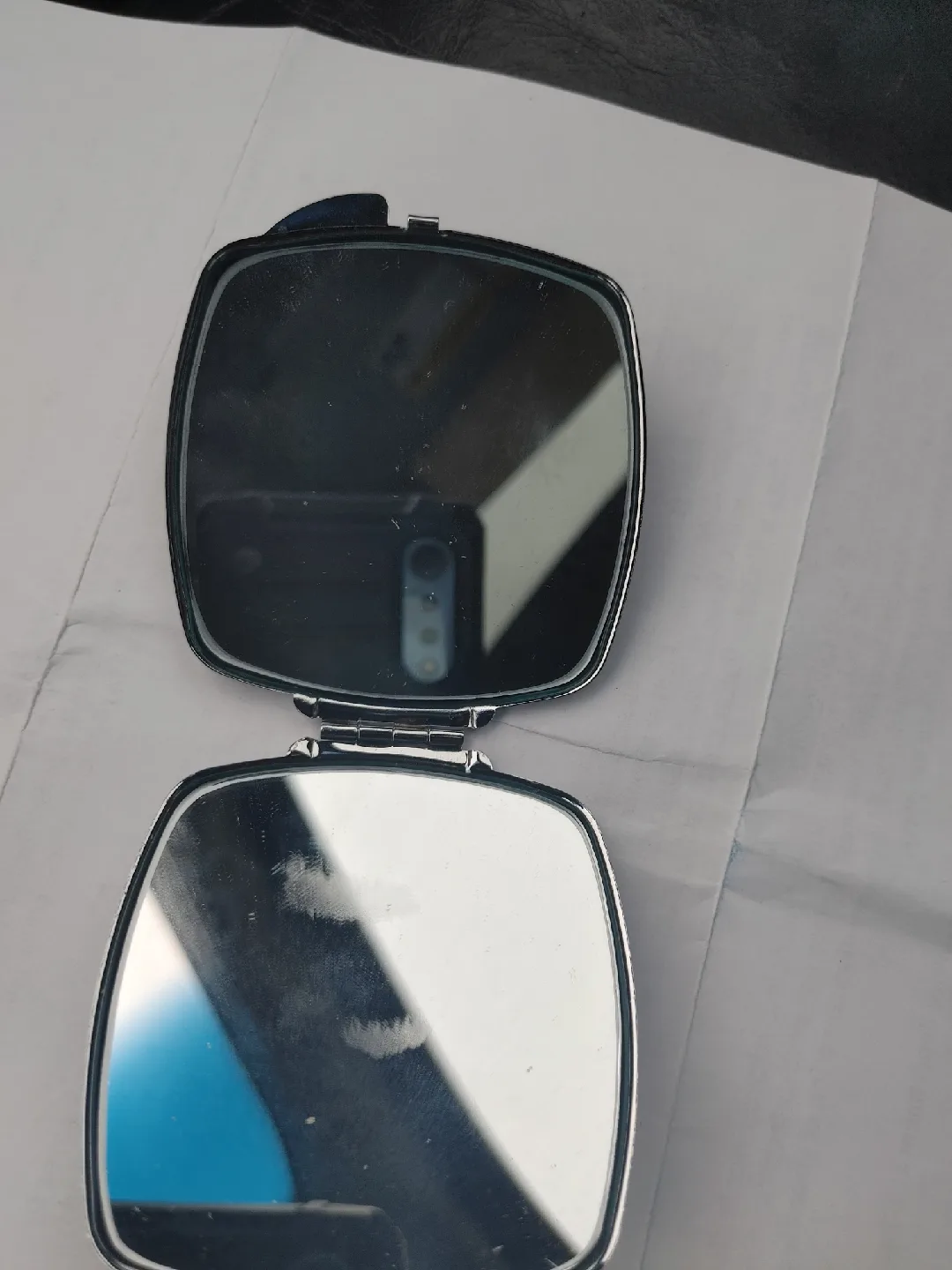 Crimsmithart Compact Mirror image indicator(2)