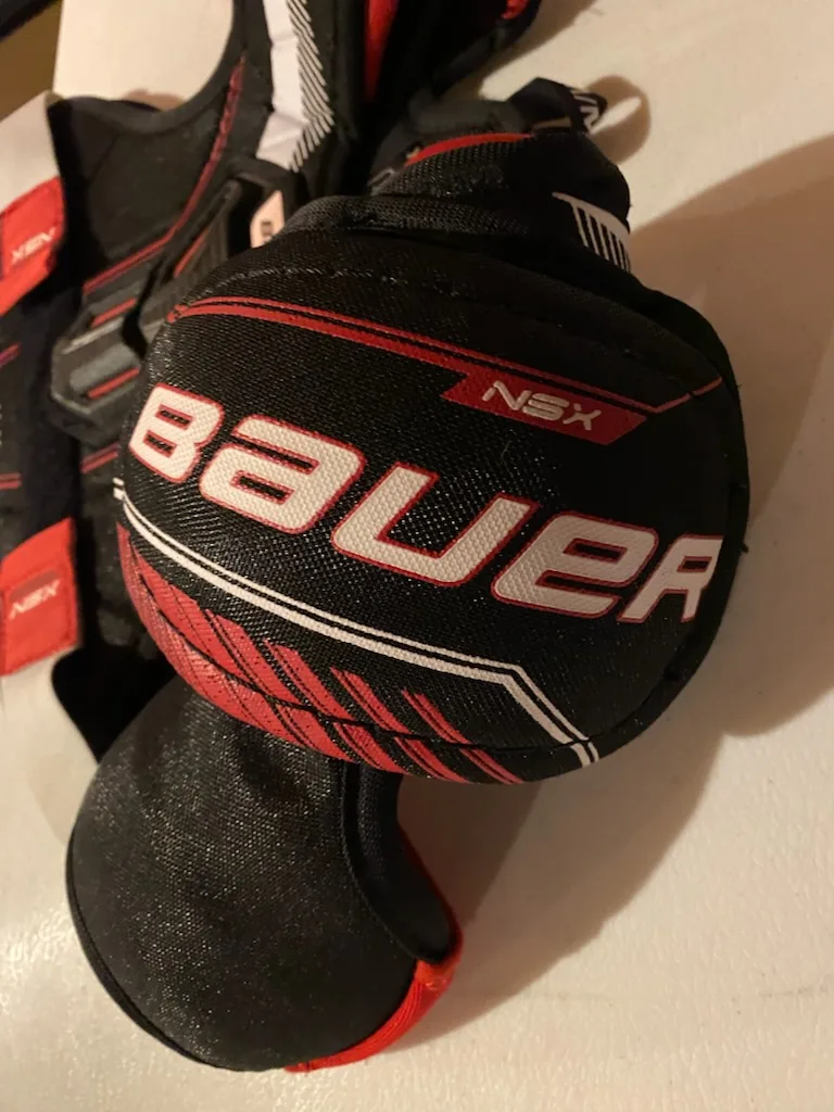 Bauer NSX Hockey Shoulder Pads - M/M image indicator(3)