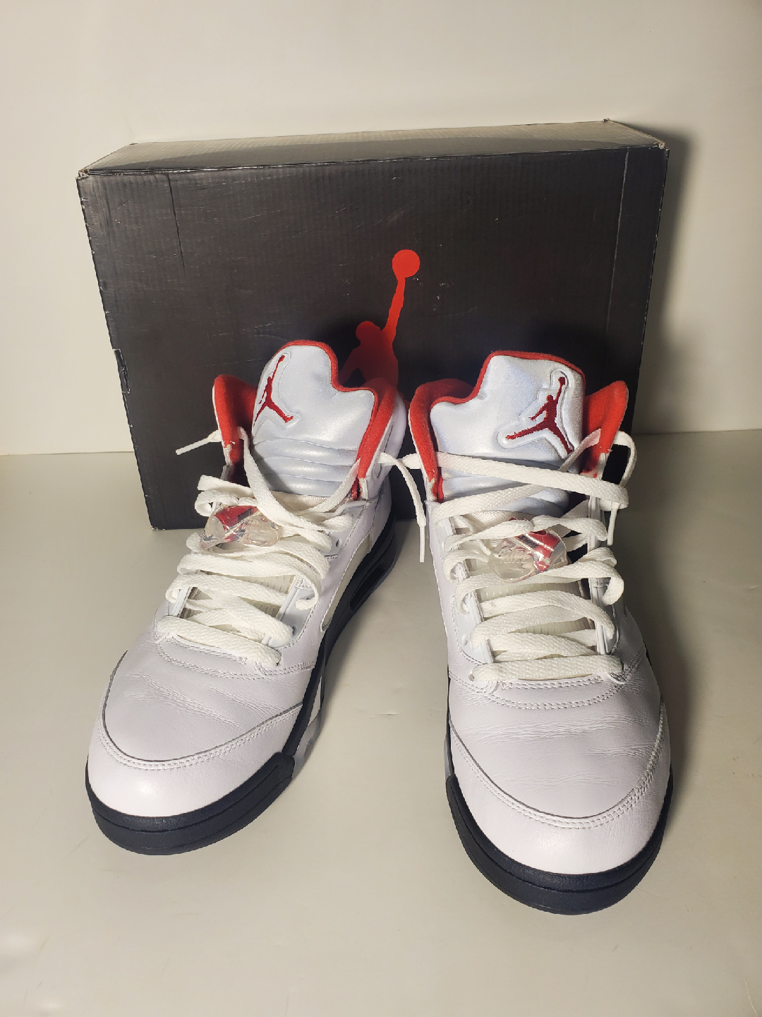 Jordan 5 Retro Fire Red Silver Tongue W/Box DA1911-102 Sz 10