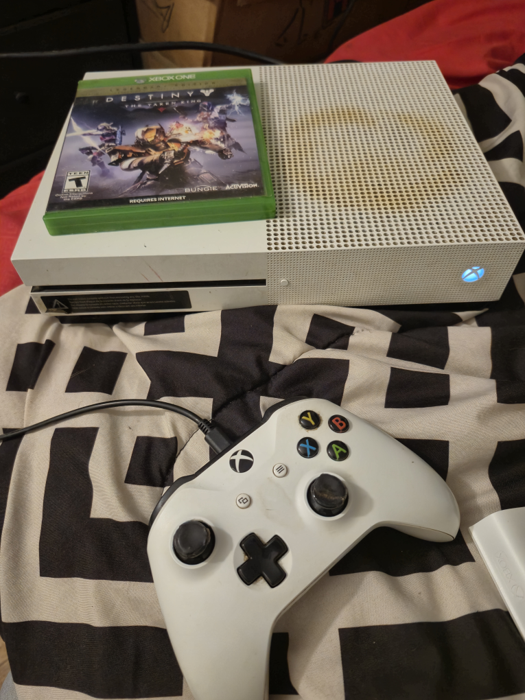 Xbox One S Console - White - photo 3