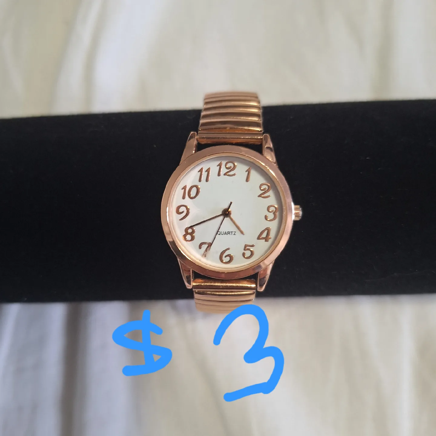 Ladies watches thumbnail