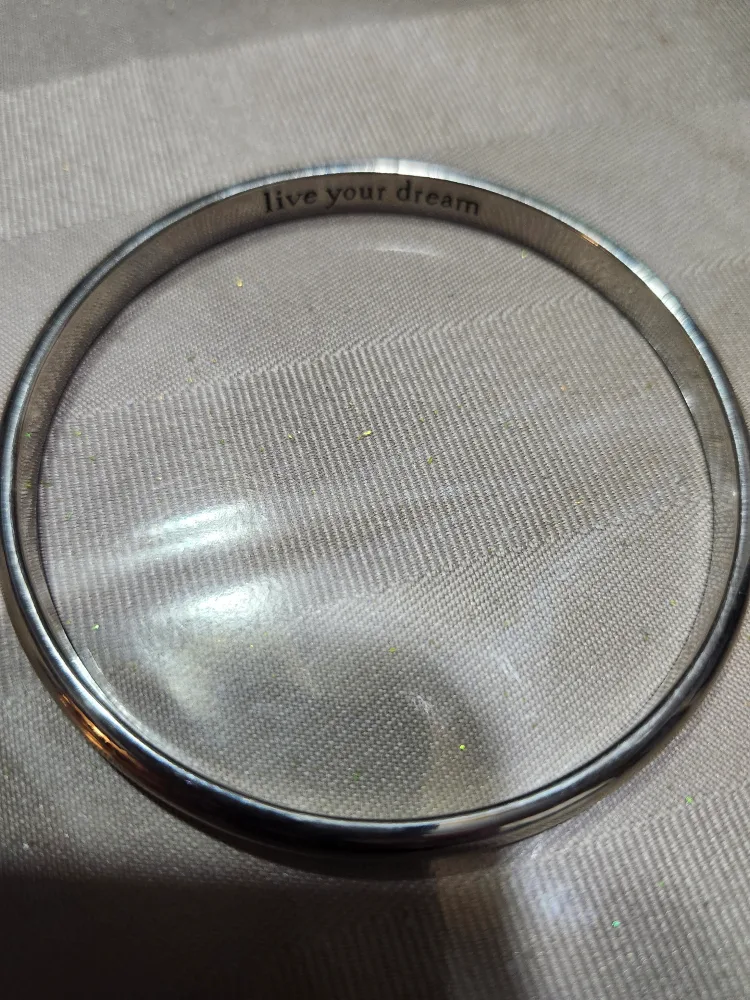 Lia Sophia 'Live Your Dream' Bangle Bracelet (Size M) image indicator(3)