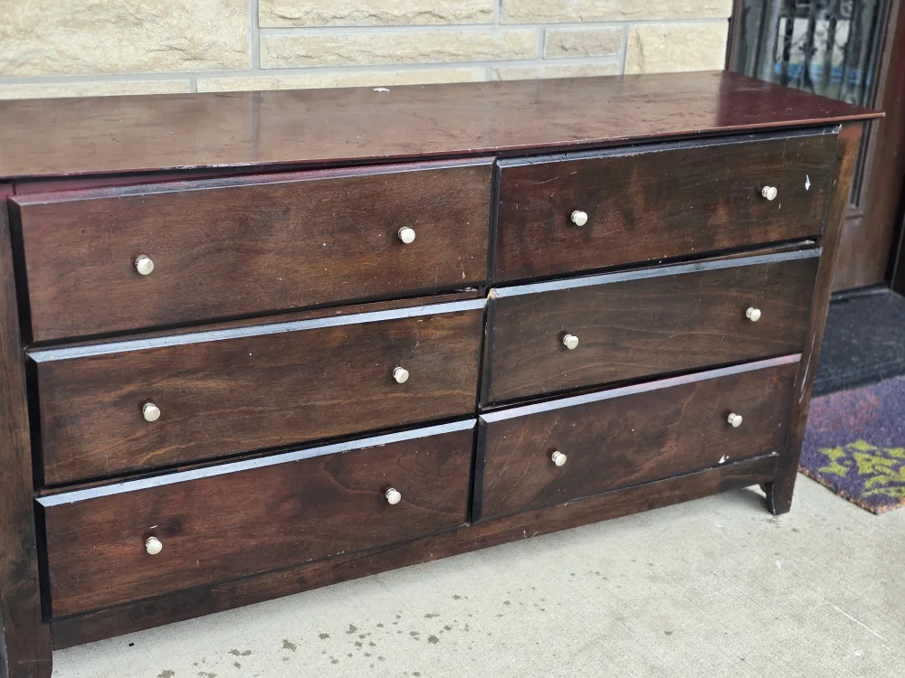 Wooden 6-Drawer Dresser image indicator(2)