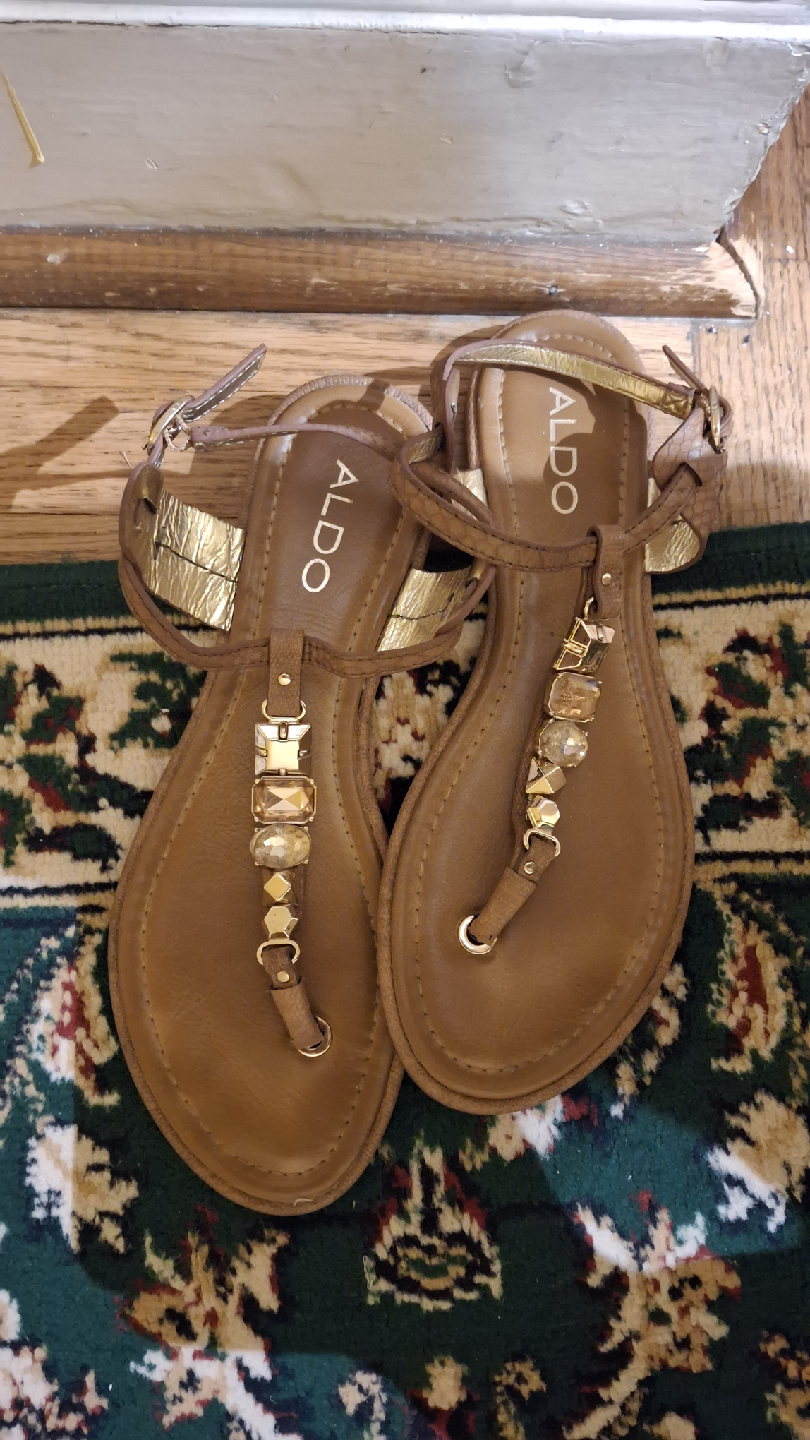 Aldo Brown & Gold Sandals - Size 8.5