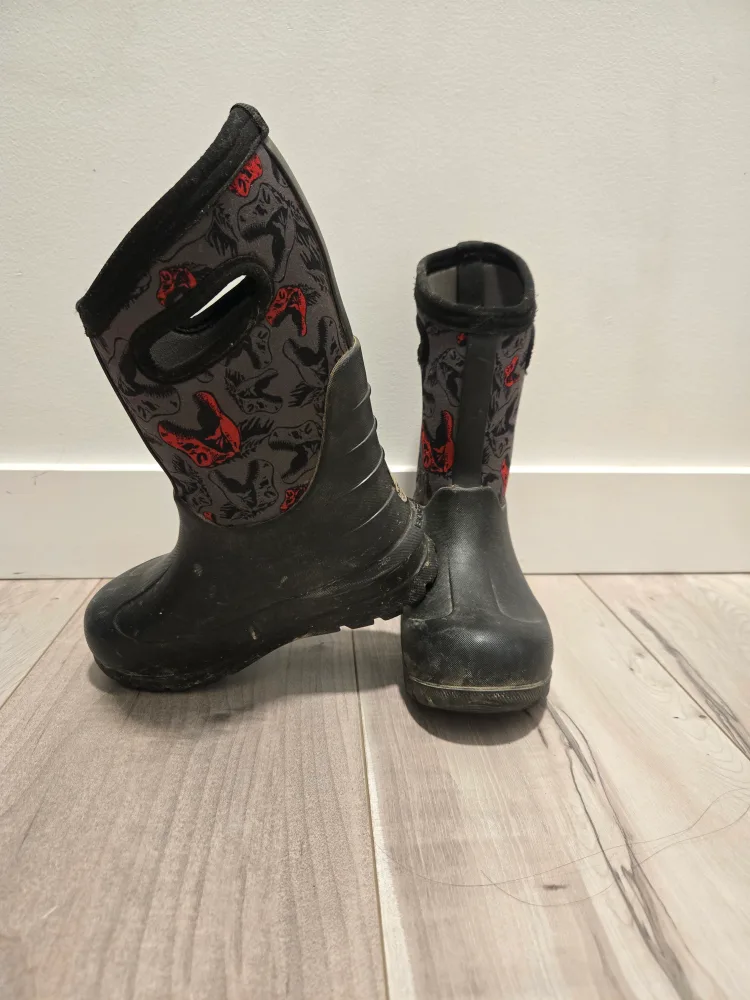 BOGS Neoclassic Dino Boots - Size 12 thumbnail
