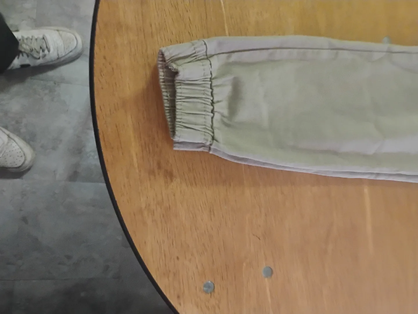 Four pants women image indicator(4)