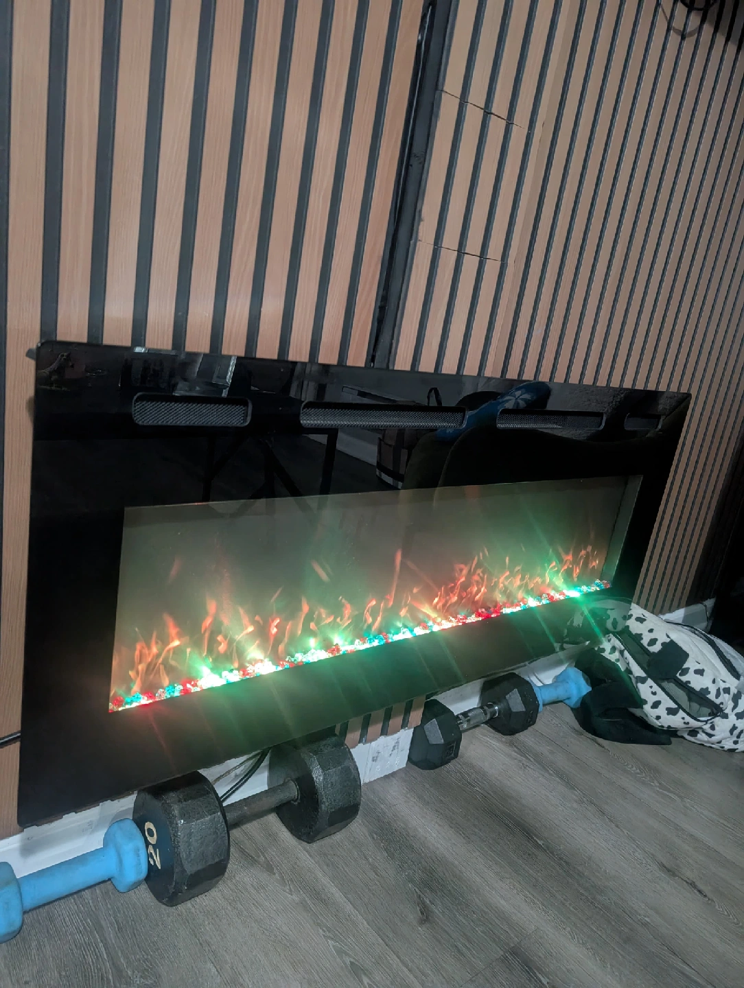 Electric Fireplace with Color Changing Flames | Karrot