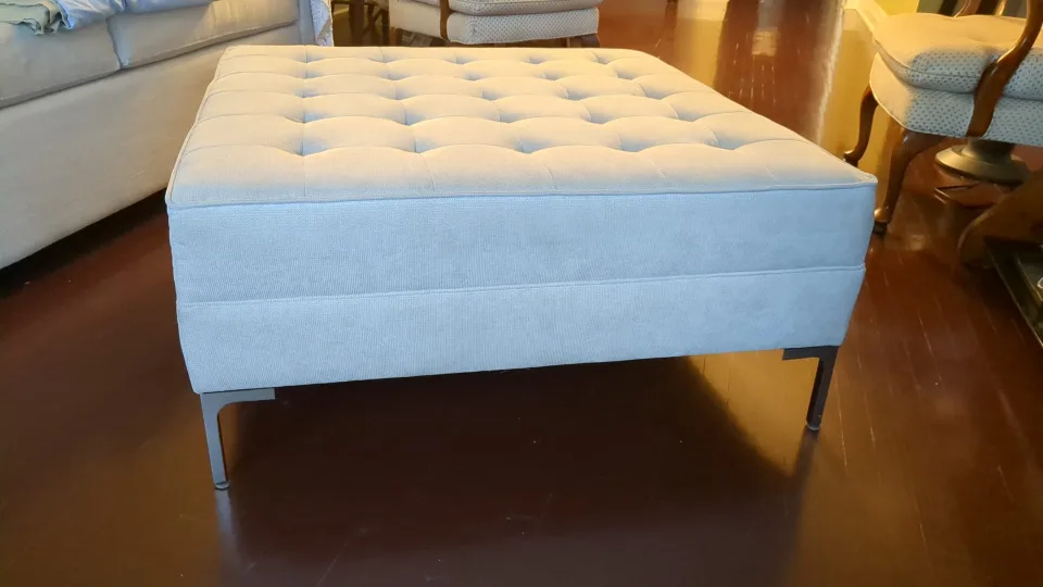 Tufted Ivory Ottoman image indicator(4)