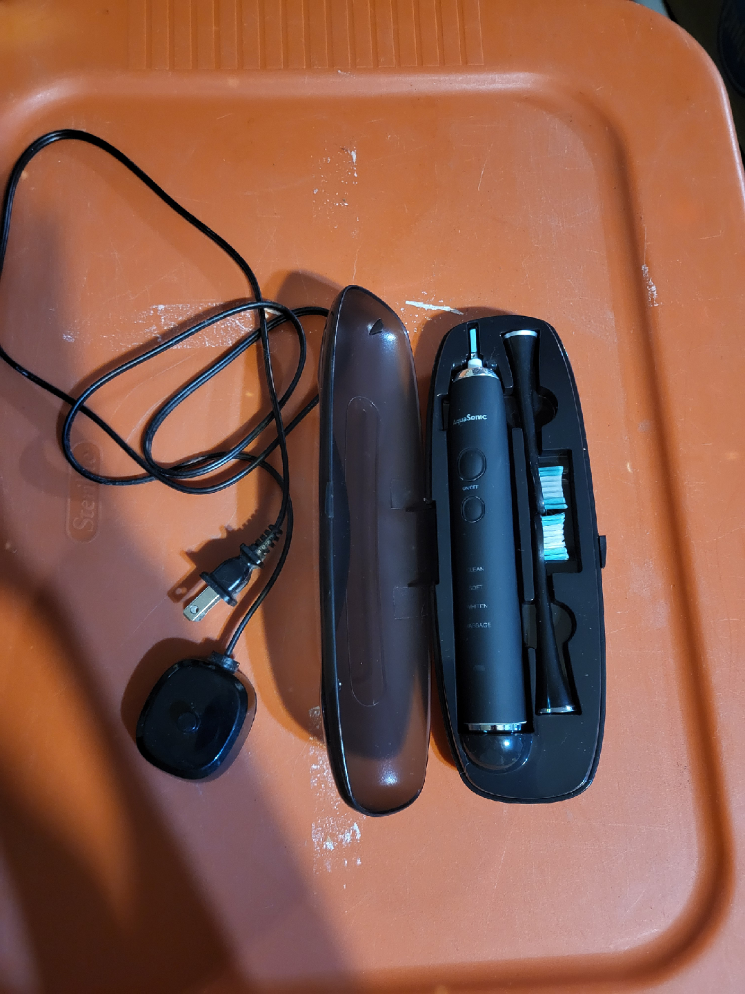 AquaSonic Electric Toothbrush with Case