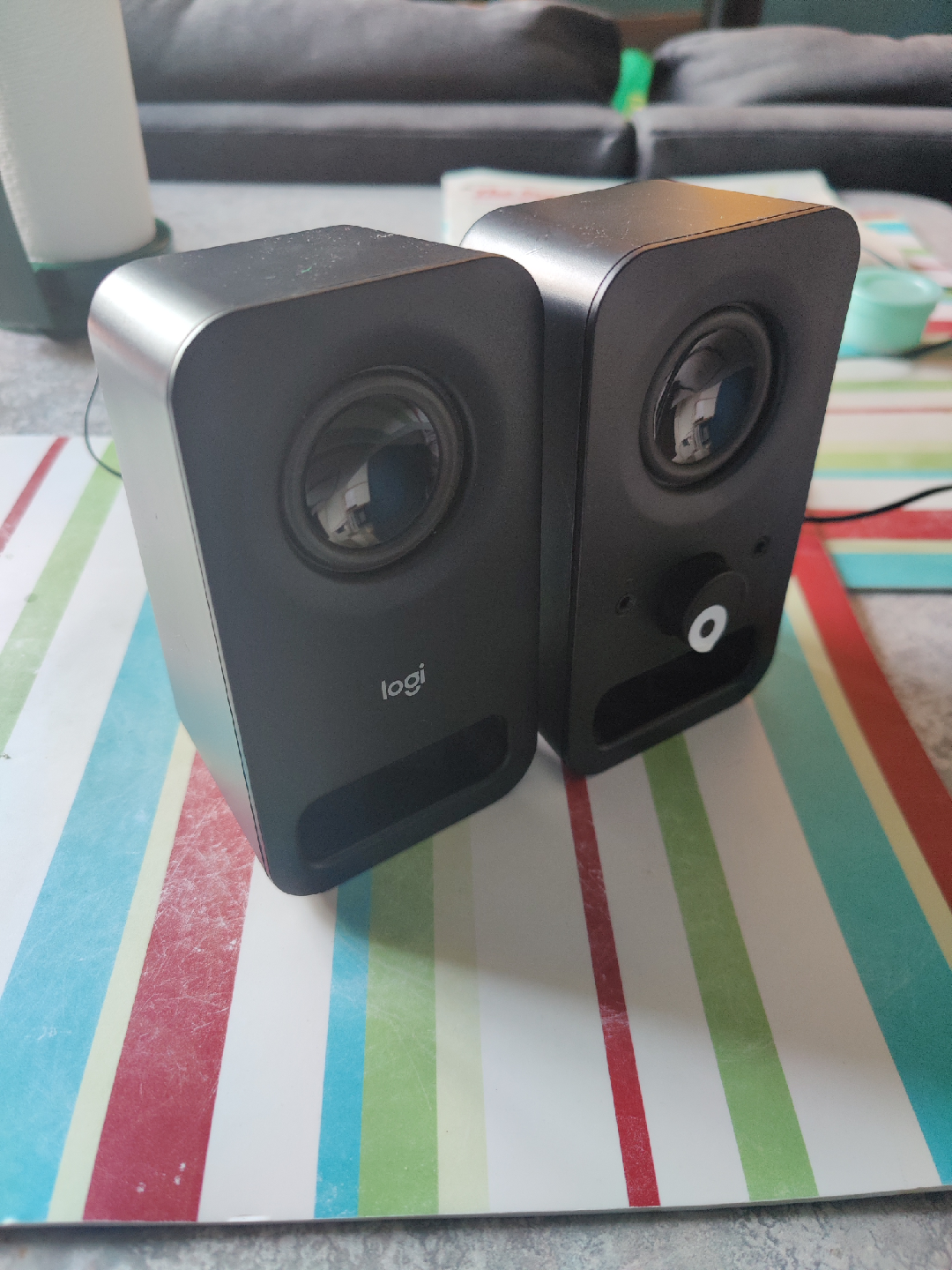 Logitech speakers - photo 2