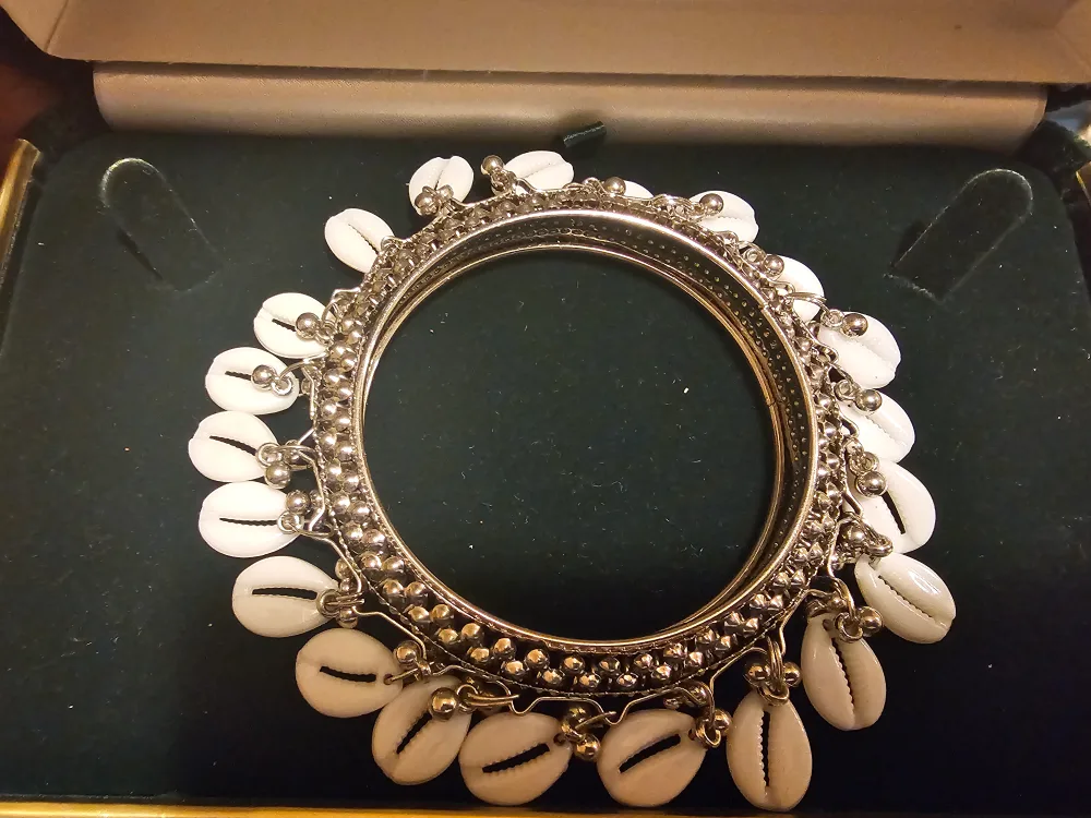 Seashell Bangle Bracelet
