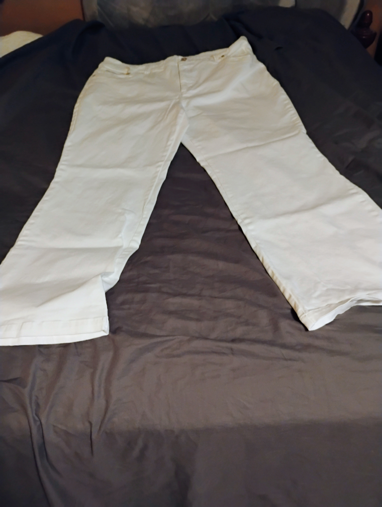 3 pairs ladies pants $16 for all three.  Black Levi's .  18