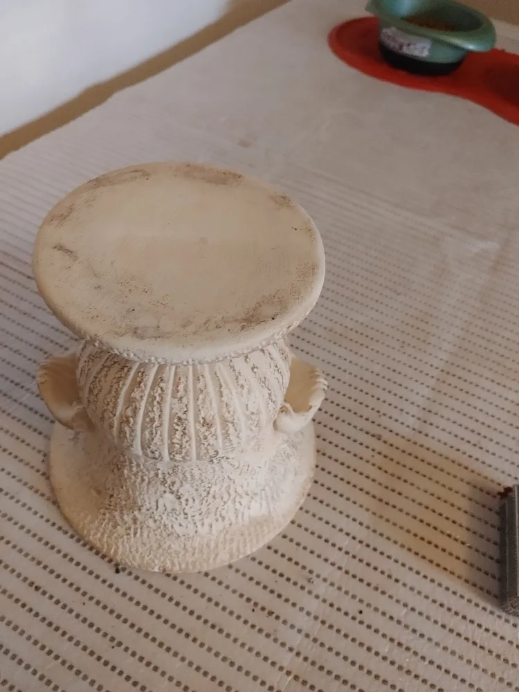 Decorative Urn Vase image indicator(3)