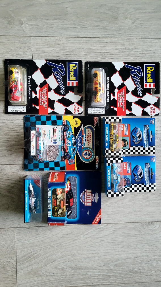 Vintage 90s Dale Earnhardt & NASCAR Die-Cast Collectibles  FREE - photo 3