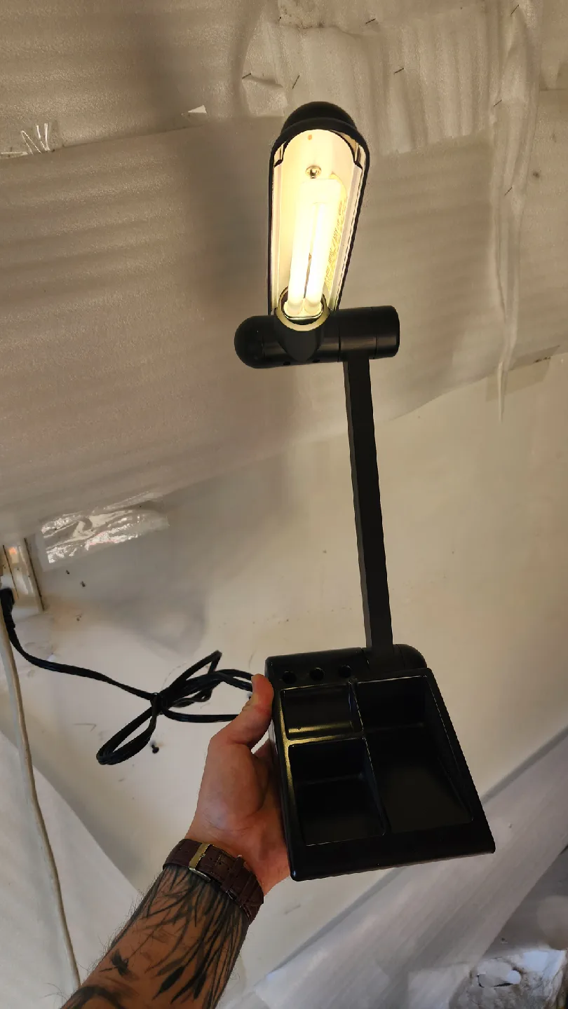 Black Desk Lamp image indicator(2)