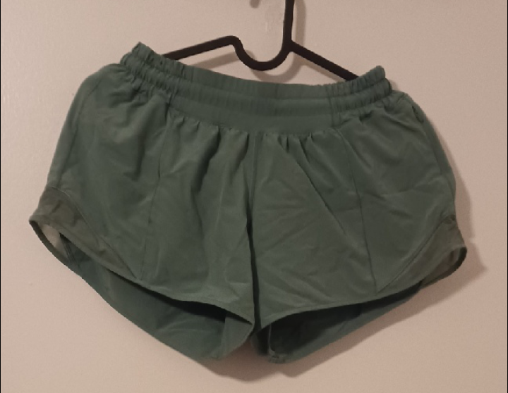 Lululemon Green Running Shorts - Size 6