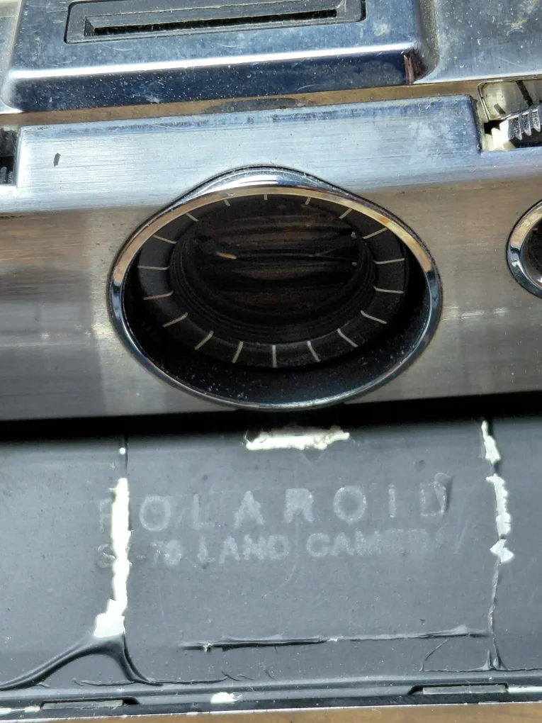 sold Polaroid Land Camera Model SX70 with Case image indicator(2)