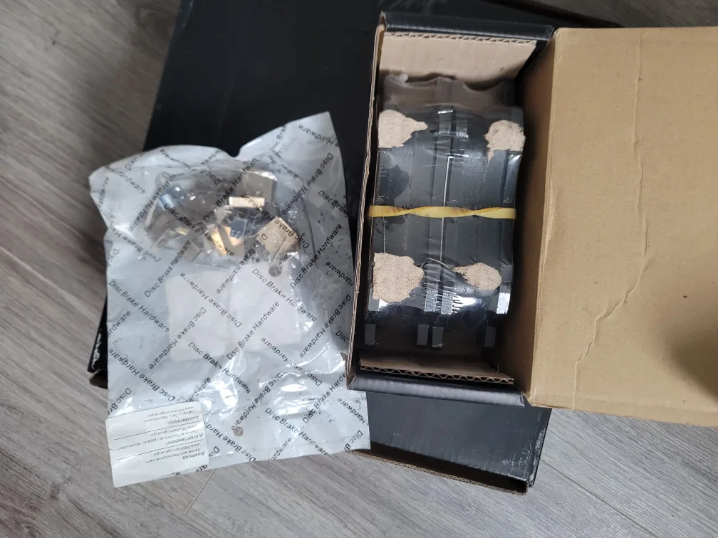 premium brake pads and rotors image indicator(2)