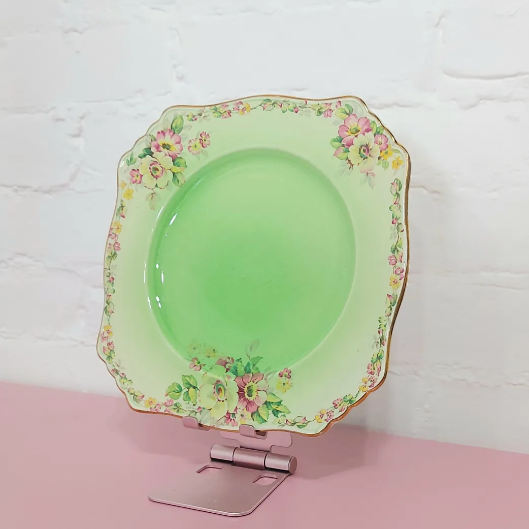 trade or $1! 🛍 apple blossom organizer or snack tray 🥕 image indicator(7)