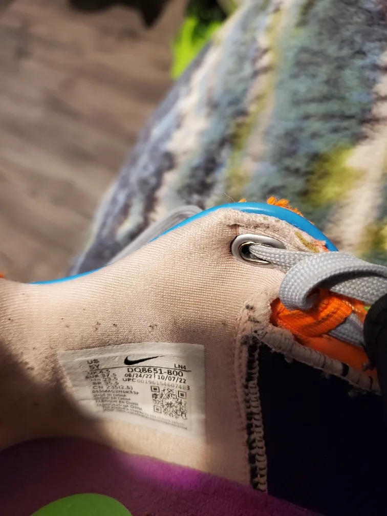 Nike LeBron XX Basketball Shoes, Size 9.5 image indicator(4)