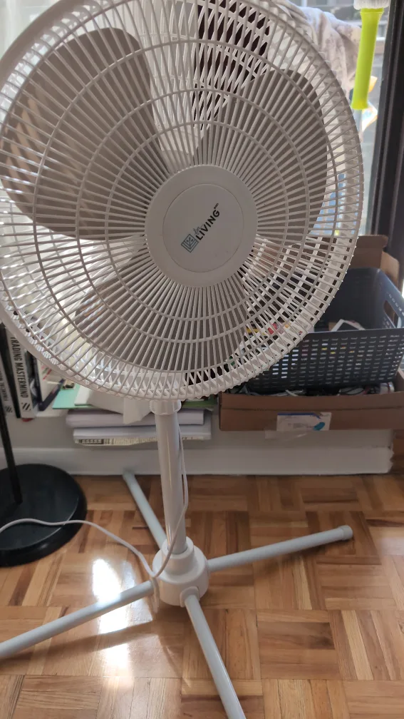 LIVING Pedestal Fan - White