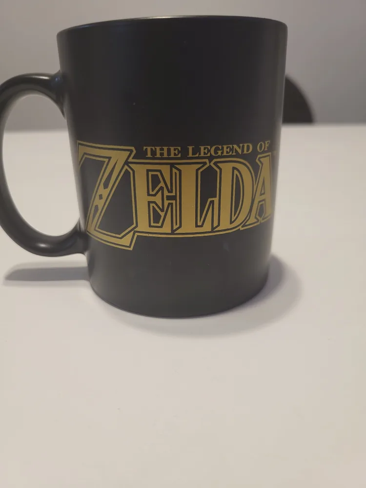 The Legend of Zelda Black Mug image indicator(2)