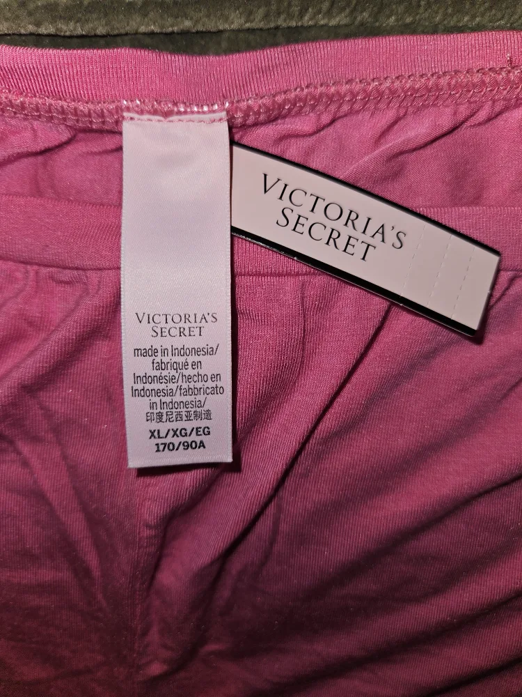 Victoria's Secret XL Pink Lace Shorts image indicator(3)