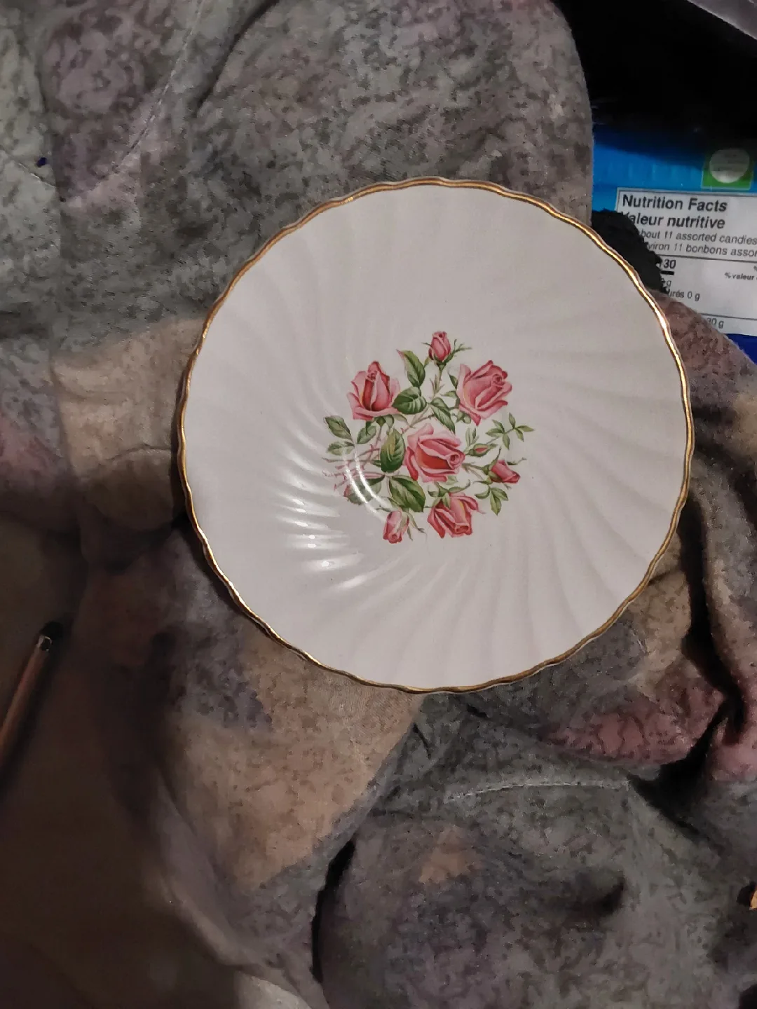 Royal Wesson Ironstone Creamer and Saucers image indicator(4)