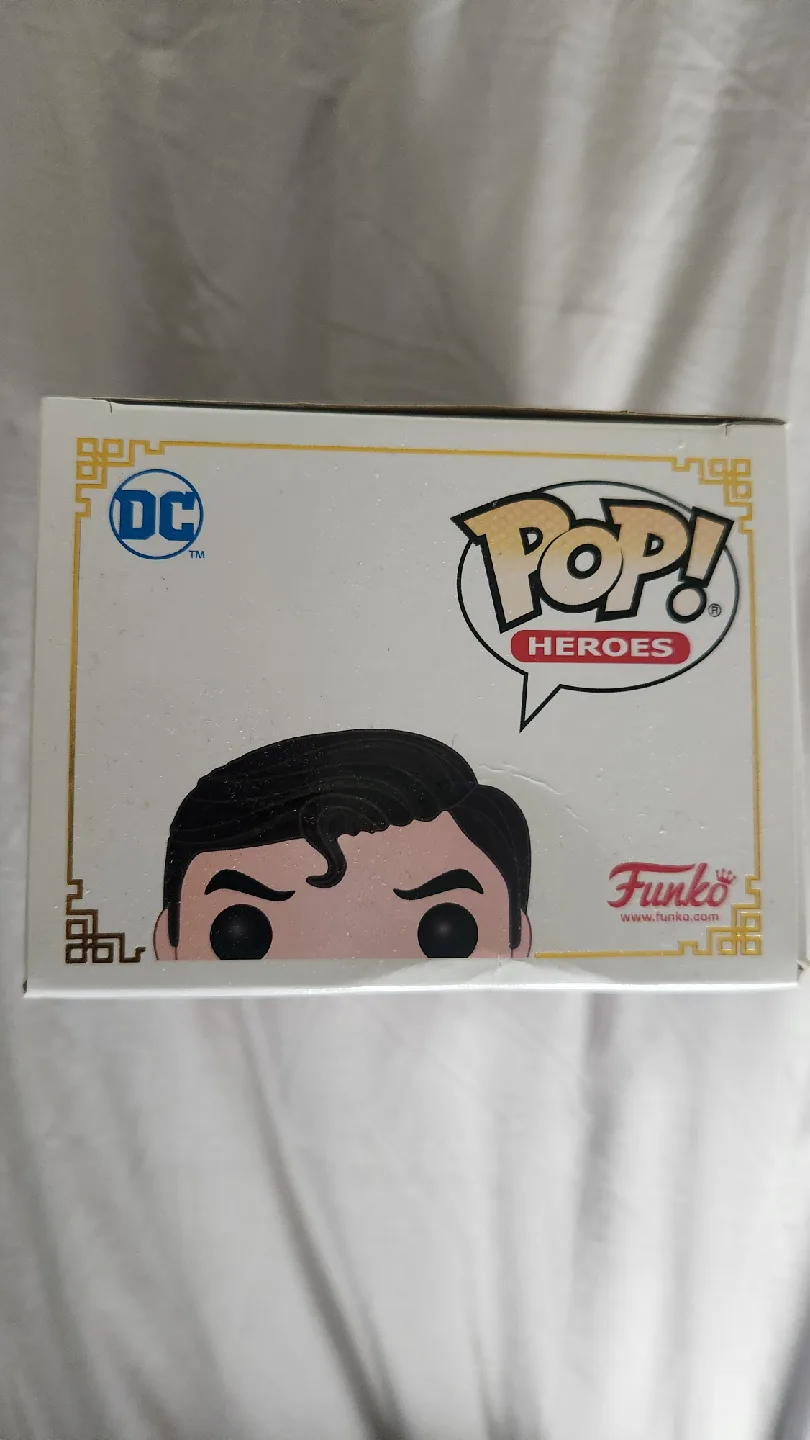Funko Pop Imperial Palace Superman (402) image indicator(5)