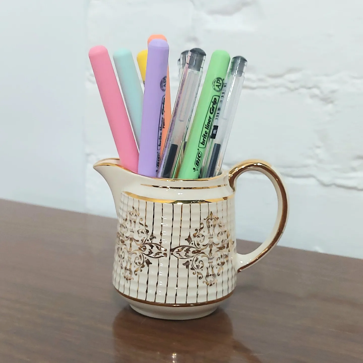 trade or $1! 🛍 cottagecore pen holder thumbnail