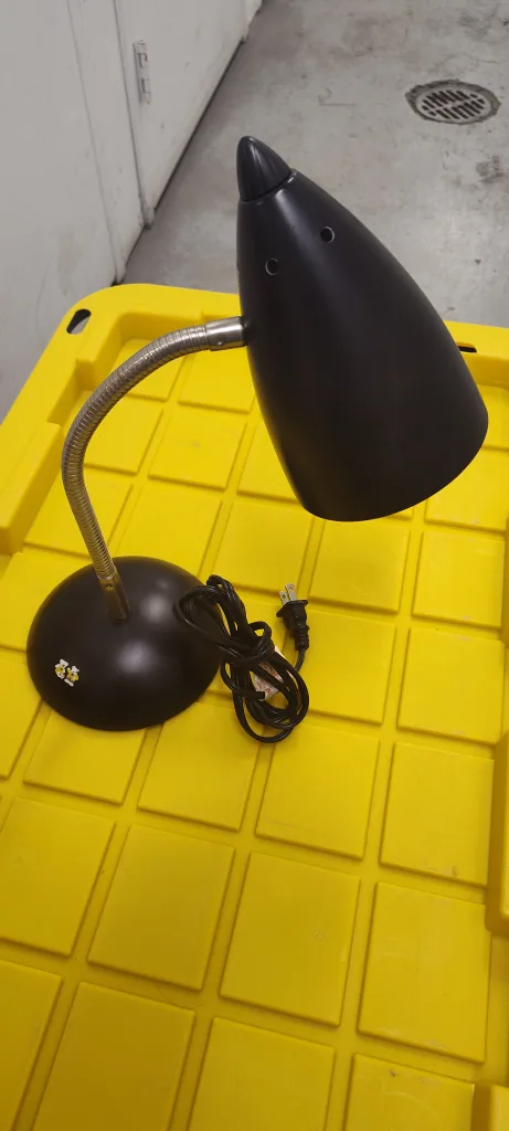 Black Desk Lamp thumbnail